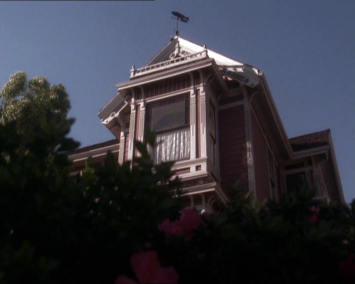 Charmed-Online-dot-216MurphysLuck1336.jpg