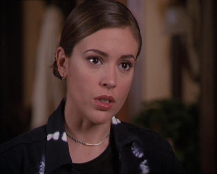 Charmed-Online-dot-216MurphysLuck1536.jpg