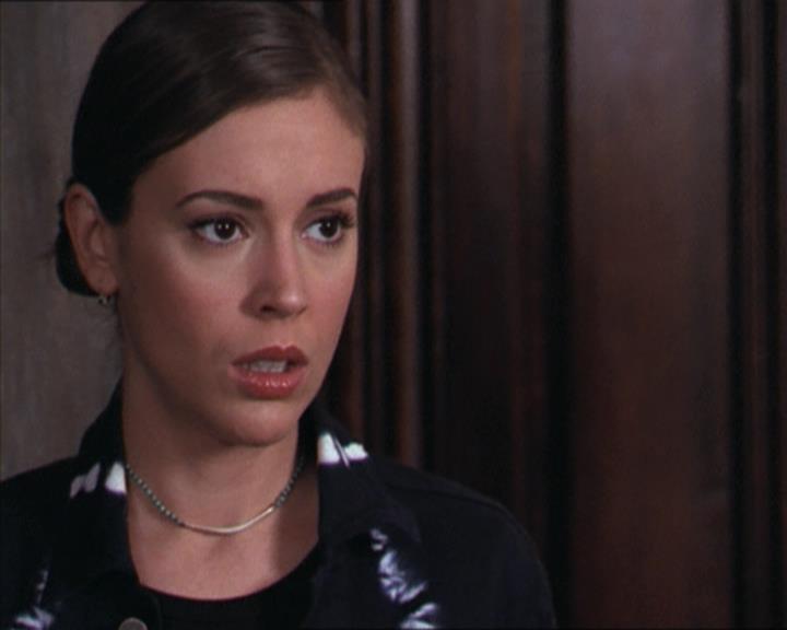 Charmed-Online-dot-216MurphysLuck1608.jpg