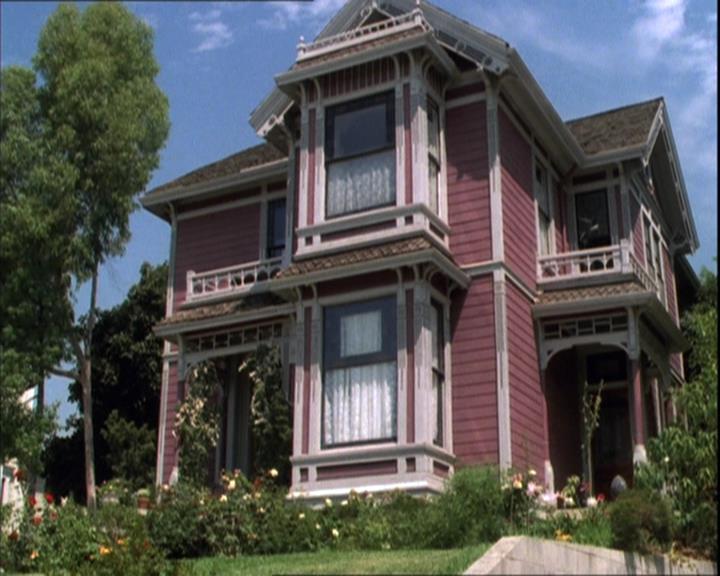 Charmed-Online-dot-216MurphysLuck1613.jpg