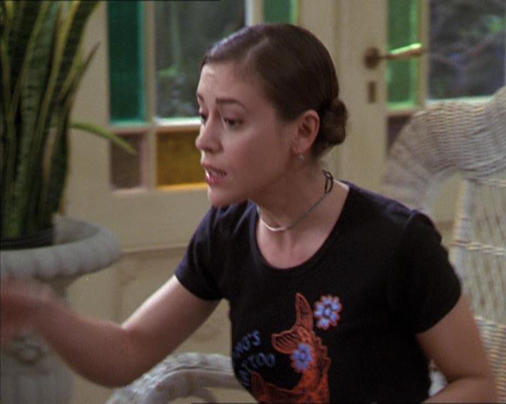 Charmed-Online-dot-216MurphysLuck1671.jpg