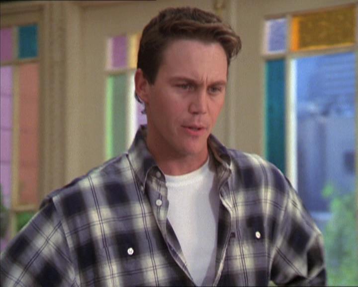 Charmed-Online-dot-216MurphysLuck1683.jpg