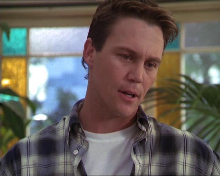 Charmed-Online-dot-216MurphysLuck1687.jpg