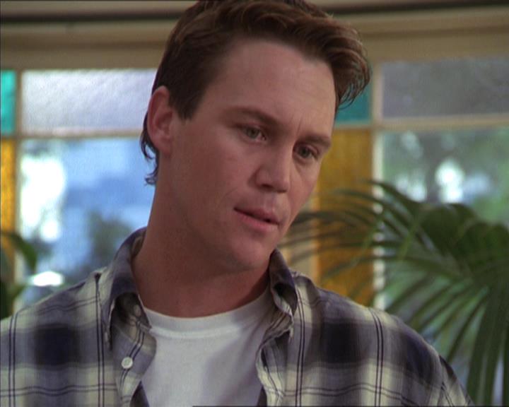 Charmed-Online-dot-216MurphysLuck1692.jpg