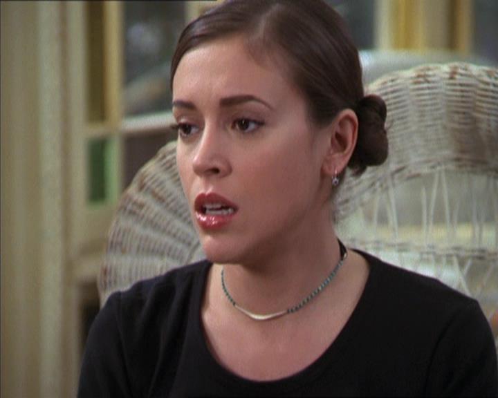 Charmed-Online-dot-216MurphysLuck1741.jpg