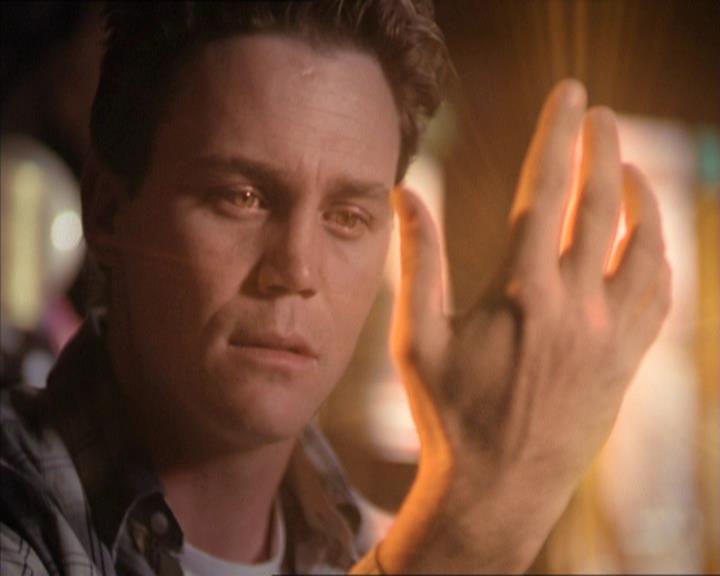 Charmed-Online-dot-216MurphysLuck2085.jpg