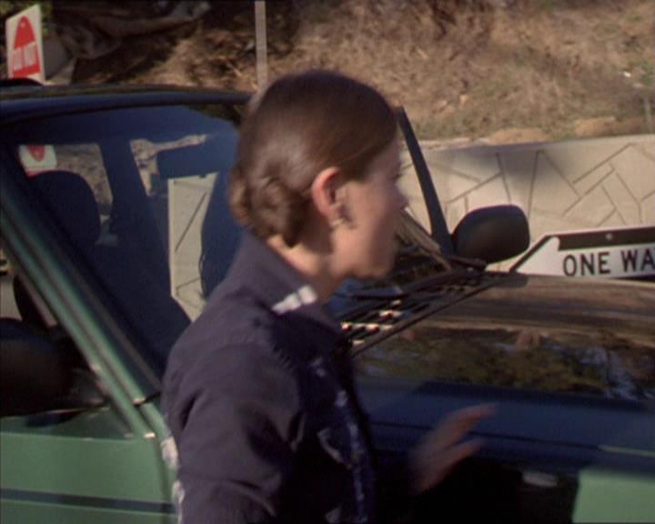 Charmed-Online-dot-216MurphysLuck2096.jpg