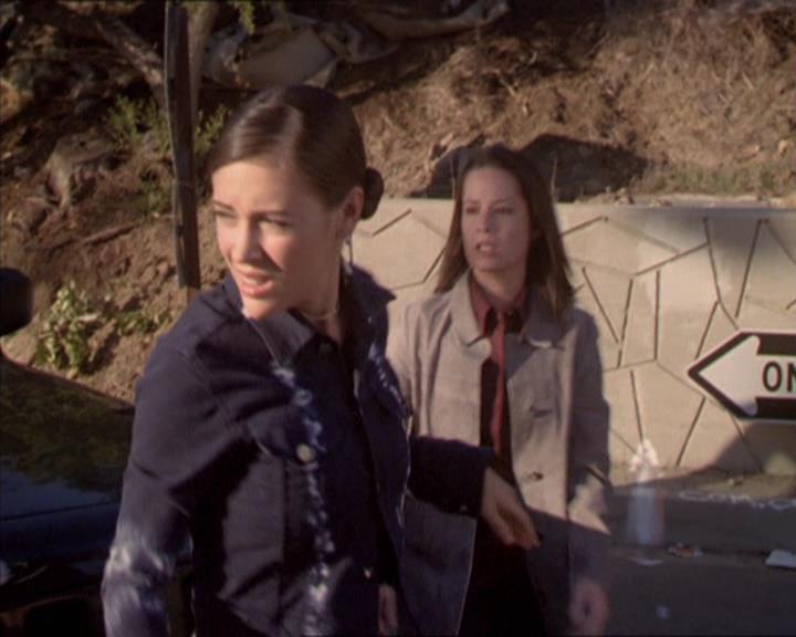 Charmed-Online-dot-216MurphysLuck2098.jpg