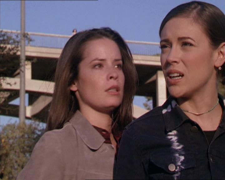 Charmed-Online-dot-216MurphysLuck2100.jpg