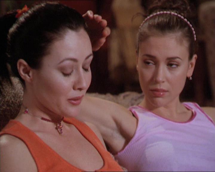 Charmed-Online-dot-216MurphysLuck2220.jpg