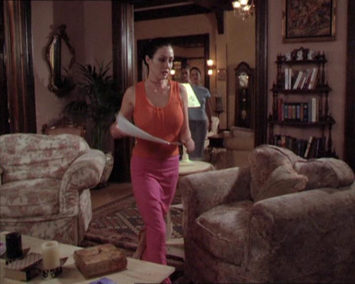 Charmed-Online-dot-216MurphysLuck2249.jpg