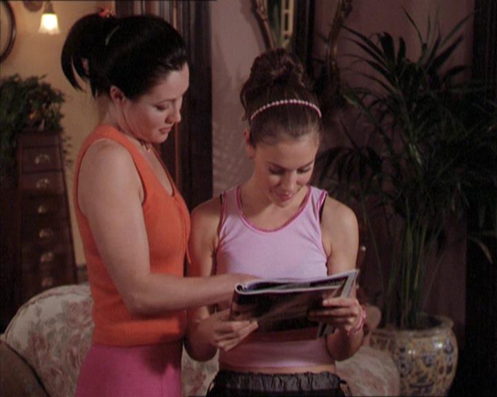 Charmed-Online-dot-216MurphysLuck2287.jpg