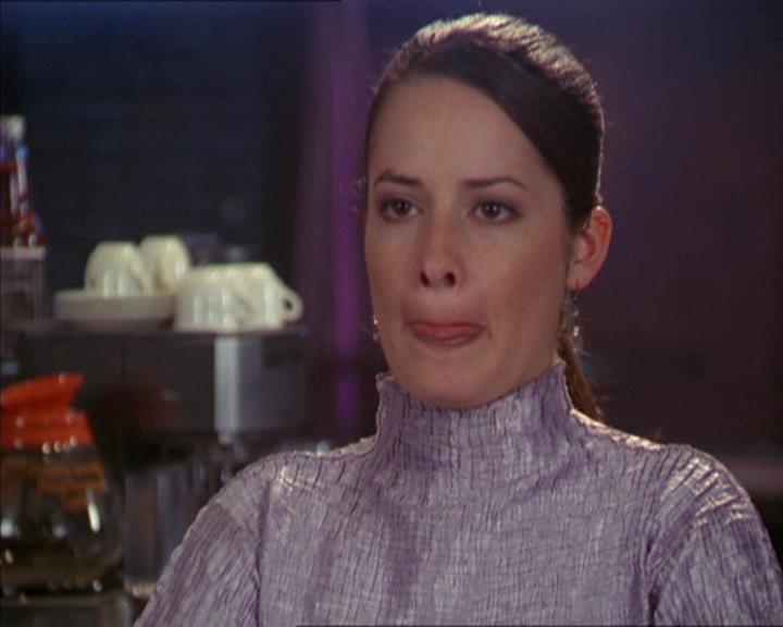 Charmed-Online-dot-217HowtoMakeAQuiltoutofAmericans0504.jpg