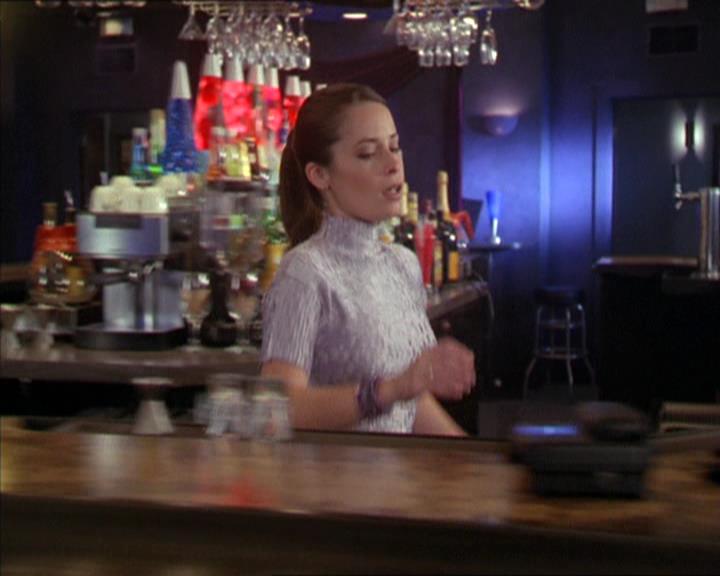 Charmed-Online-dot-217HowtoMakeAQuiltoutofAmericans0516.jpg