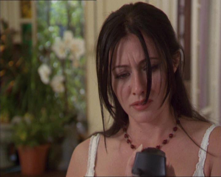 Charmed-Online-dot-217HowtoMakeAQuiltoutofAmericans0546.jpg