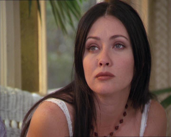 Charmed-Online-dot-217HowtoMakeAQuiltoutofAmericans0605.jpg