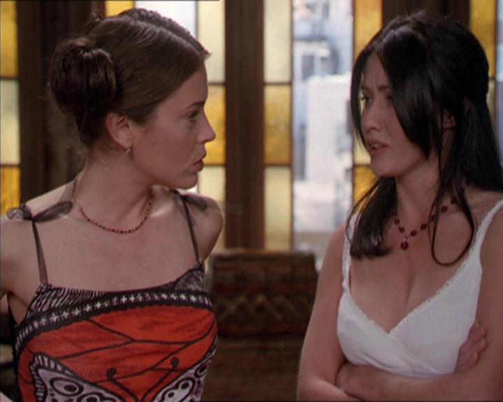 Charmed-Online-dot-217HowtoMakeAQuiltoutofAmericans0676.jpg
