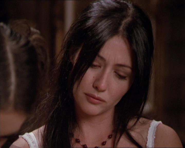 Charmed-Online-dot-217HowtoMakeAQuiltoutofAmericans0700.jpg