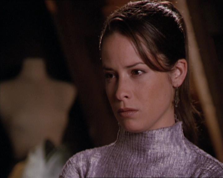 Charmed-Online-dot-217HowtoMakeAQuiltoutofAmericans0710.jpg