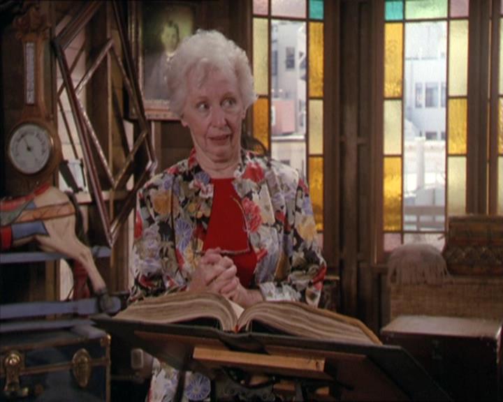 Charmed-Online-dot-217HowtoMakeAQuiltoutofAmericans0741.jpg