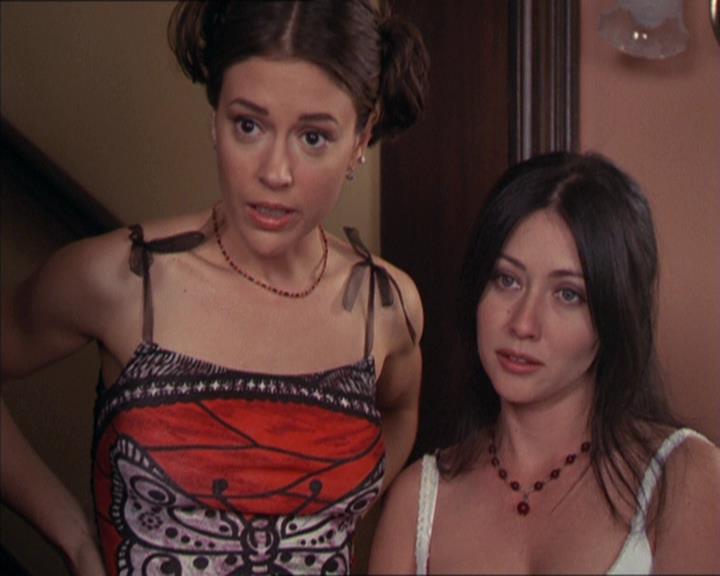 Charmed-Online-dot-217HowtoMakeAQuiltoutofAmericans0756.jpg