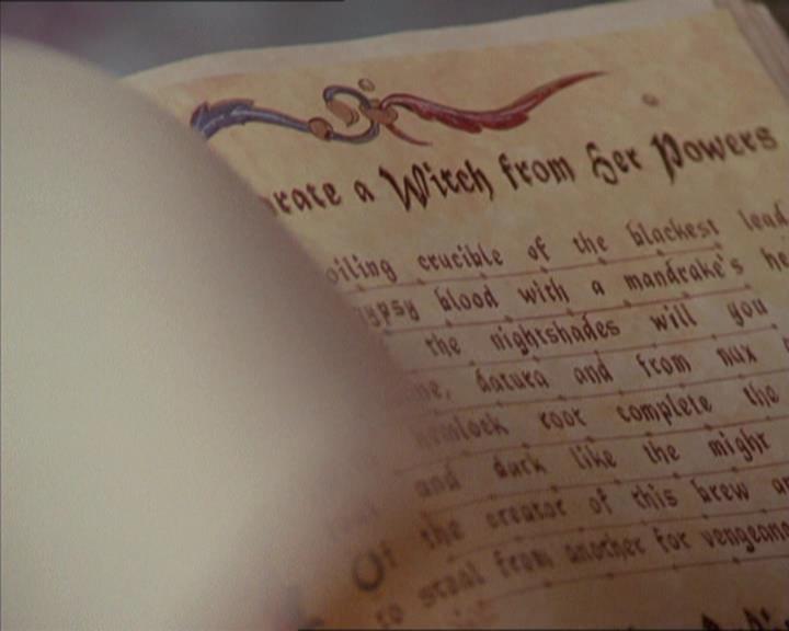Charmed-Online-dot-217HowtoMakeAQuiltoutofAmericans0777.jpg