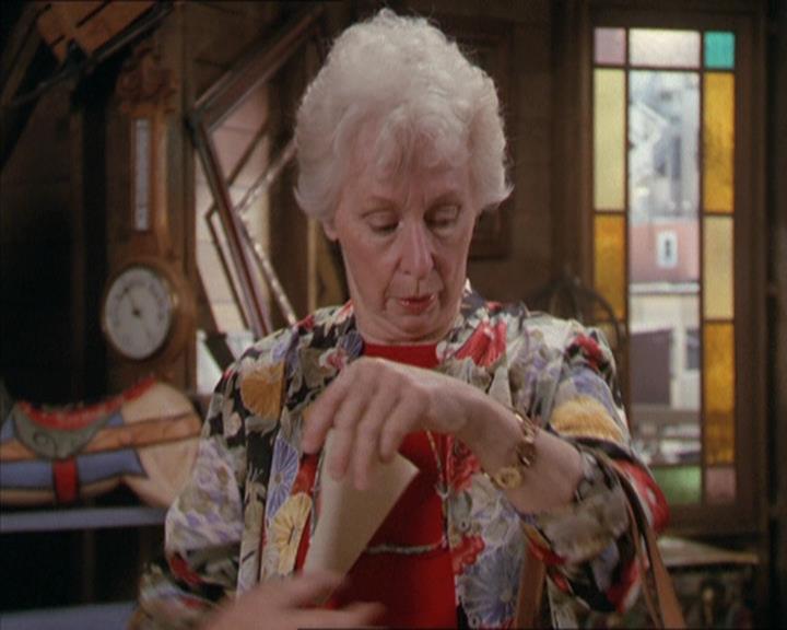 Charmed-Online-dot-217HowtoMakeAQuiltoutofAmericans0793.jpg