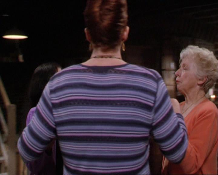 Charmed-Online-dot-217HowtoMakeAQuiltoutofAmericans0827.jpg
