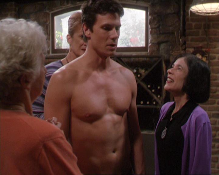 Charmed-Online-dot-217HowtoMakeAQuiltoutofAmericans0859.jpg
