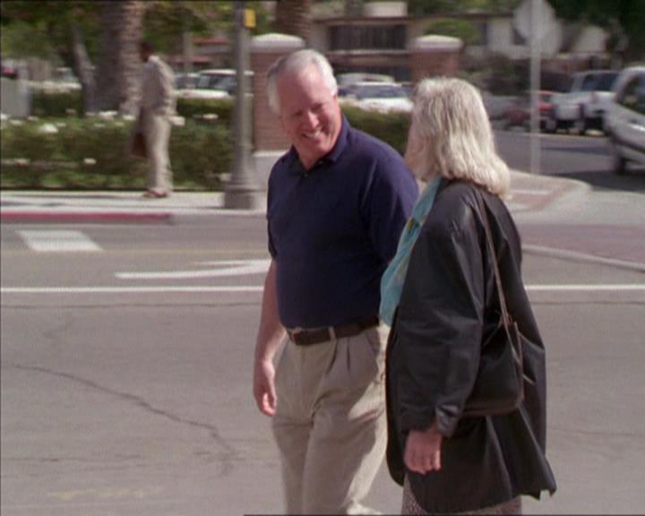 Charmed-Online-dot-217HowtoMakeAQuiltoutofAmericans0932.jpg
