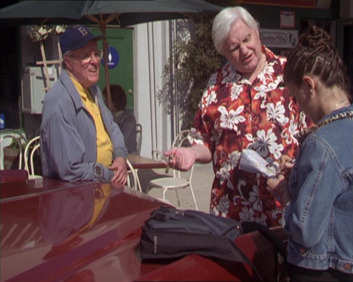 Charmed-Online-dot-217HowtoMakeAQuiltoutofAmericans0971.jpg