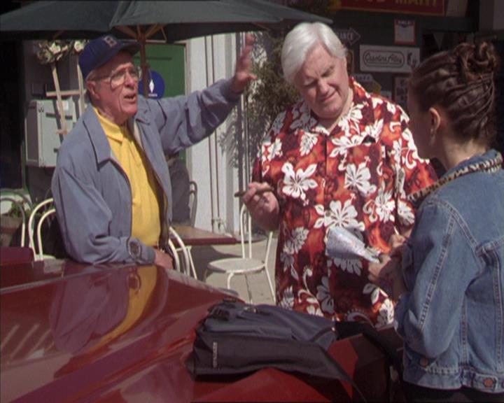 Charmed-Online-dot-217HowtoMakeAQuiltoutofAmericans0976.jpg