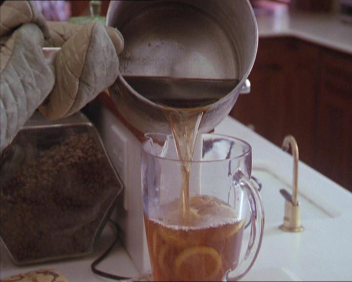 Charmed-Online-dot-217HowtoMakeAQuiltoutofAmericans1035.jpg