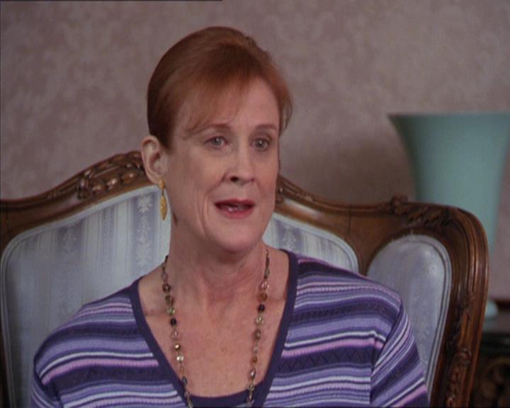 Charmed-Online-dot-217HowtoMakeAQuiltoutofAmericans1072.jpg