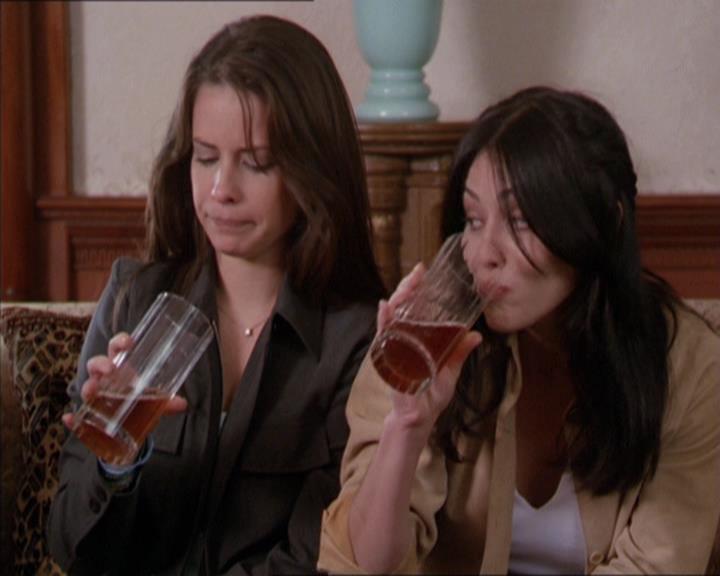 Charmed-Online-dot-217HowtoMakeAQuiltoutofAmericans1082.jpg