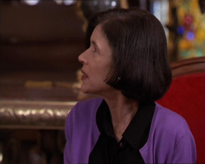 Charmed-Online-dot-217HowtoMakeAQuiltoutofAmericans1094.jpg