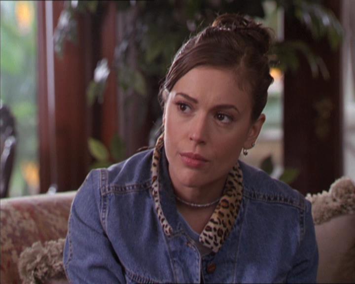 Charmed-Online-dot-217HowtoMakeAQuiltoutofAmericans1101.jpg