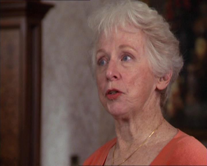 Charmed-Online-dot-217HowtoMakeAQuiltoutofAmericans1122.jpg