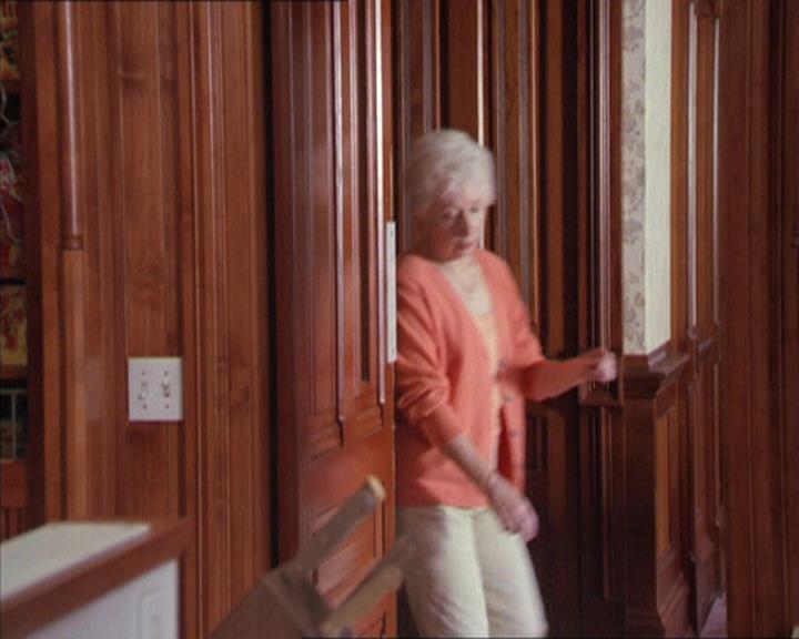 Charmed-Online-dot-217HowtoMakeAQuiltoutofAmericans1134.jpg Charmed-Online-dot-217HowtoMakeAQuiltoutofAmericans1134.jpg