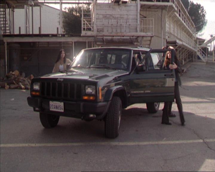 Charmed-Online-dot-217HowtoMakeAQuiltoutofAmericans1154.jpg