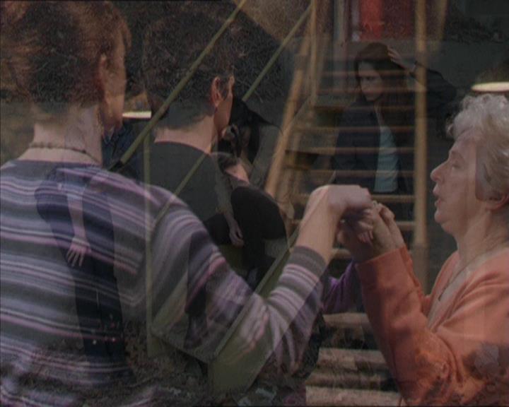 Charmed-Online-dot-217HowtoMakeAQuiltoutofAmericans1192.jpg