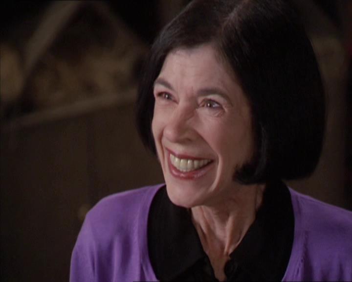 Charmed-Online-dot-217HowtoMakeAQuiltoutofAmericans1263.jpg