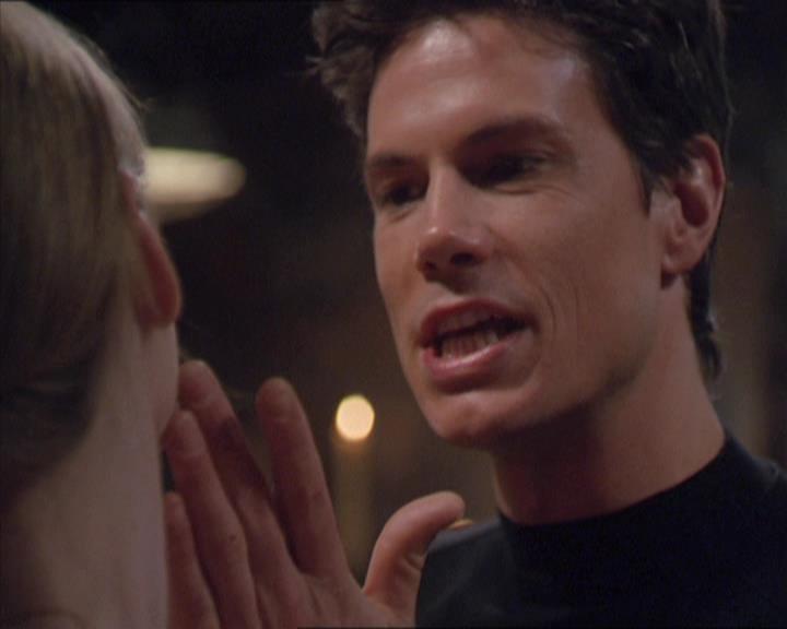 Charmed-Online-dot-217HowtoMakeAQuiltoutofAmericans1288.jpg