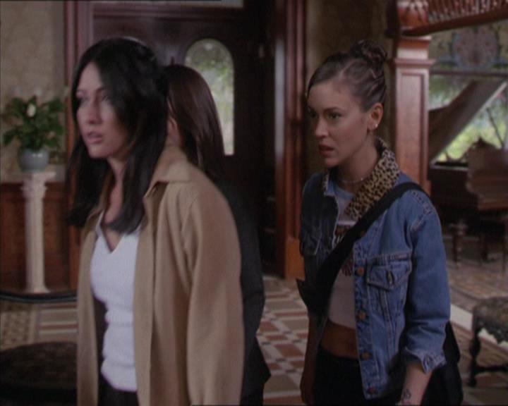 Charmed-Online-dot-217HowtoMakeAQuiltoutofAmericans1337.jpg