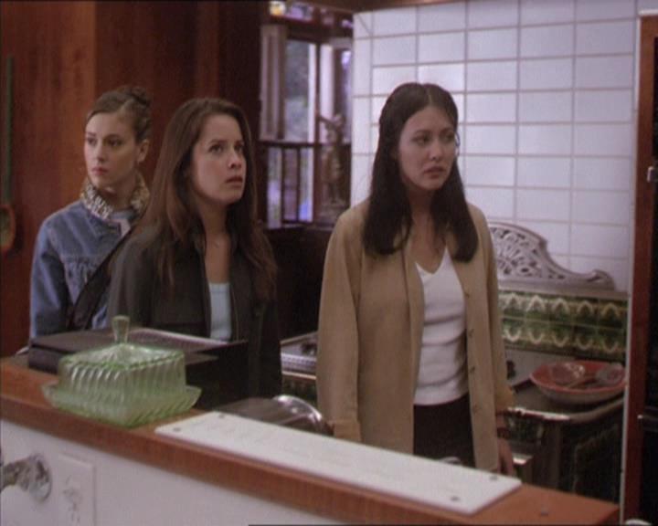 Charmed-Online-dot-217HowtoMakeAQuiltoutofAmericans1344.jpg