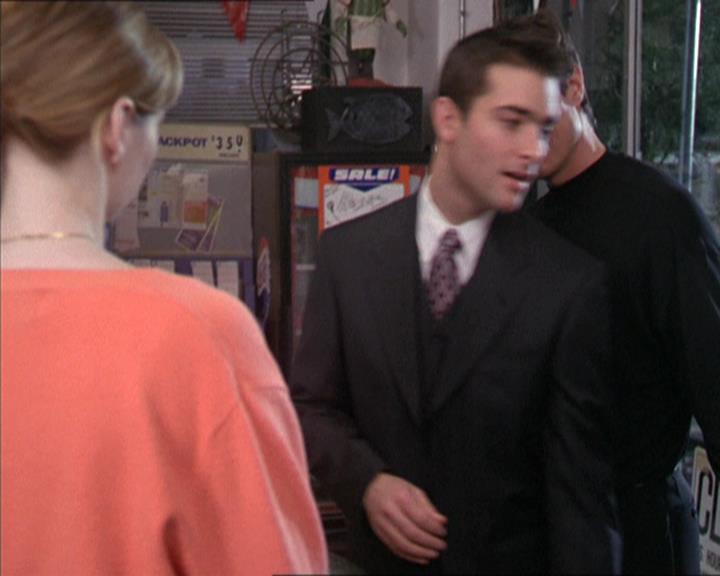 Charmed-Online-dot-217HowtoMakeAQuiltoutofAmericans1598.jpg