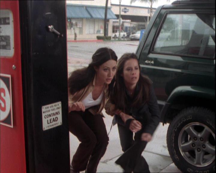 Charmed-Online-dot-217HowtoMakeAQuiltoutofAmericans1634.jpg