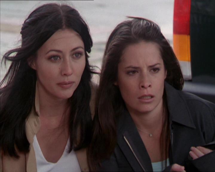 Charmed-Online-dot-217HowtoMakeAQuiltoutofAmericans1649.jpg