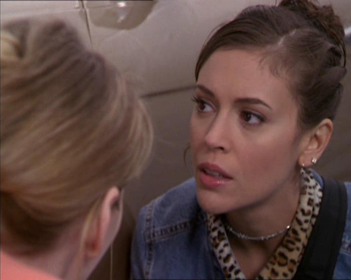 Charmed-Online-dot-217HowtoMakeAQuiltoutofAmericans1655.jpg