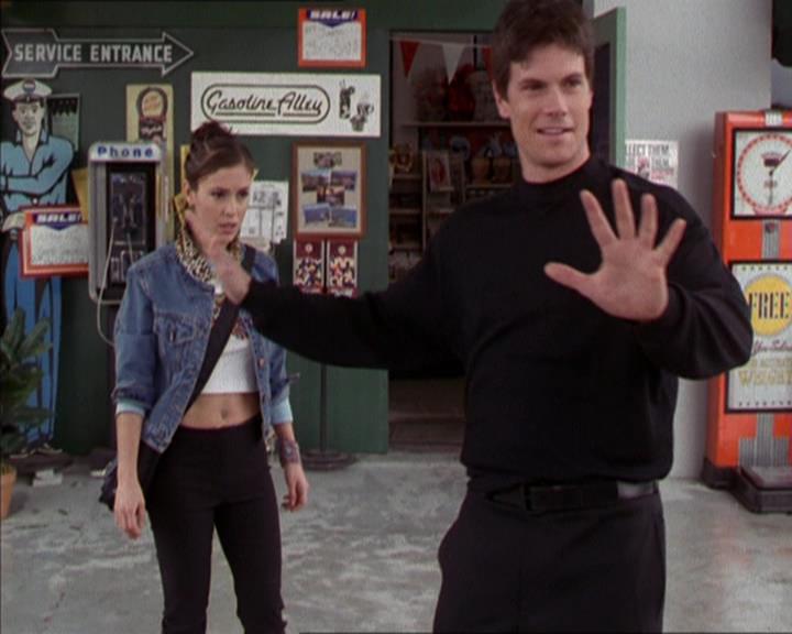 Charmed-Online-dot-217HowtoMakeAQuiltoutofAmericans1683.jpg